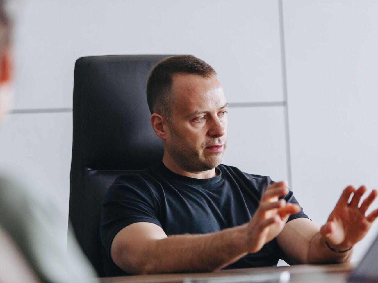 Максим Шкиль: Шмыгаль полностью остановил все платежи и дал поручение БЭБ и ГАСУ проверить цены и строительство защиты энергетических объектов