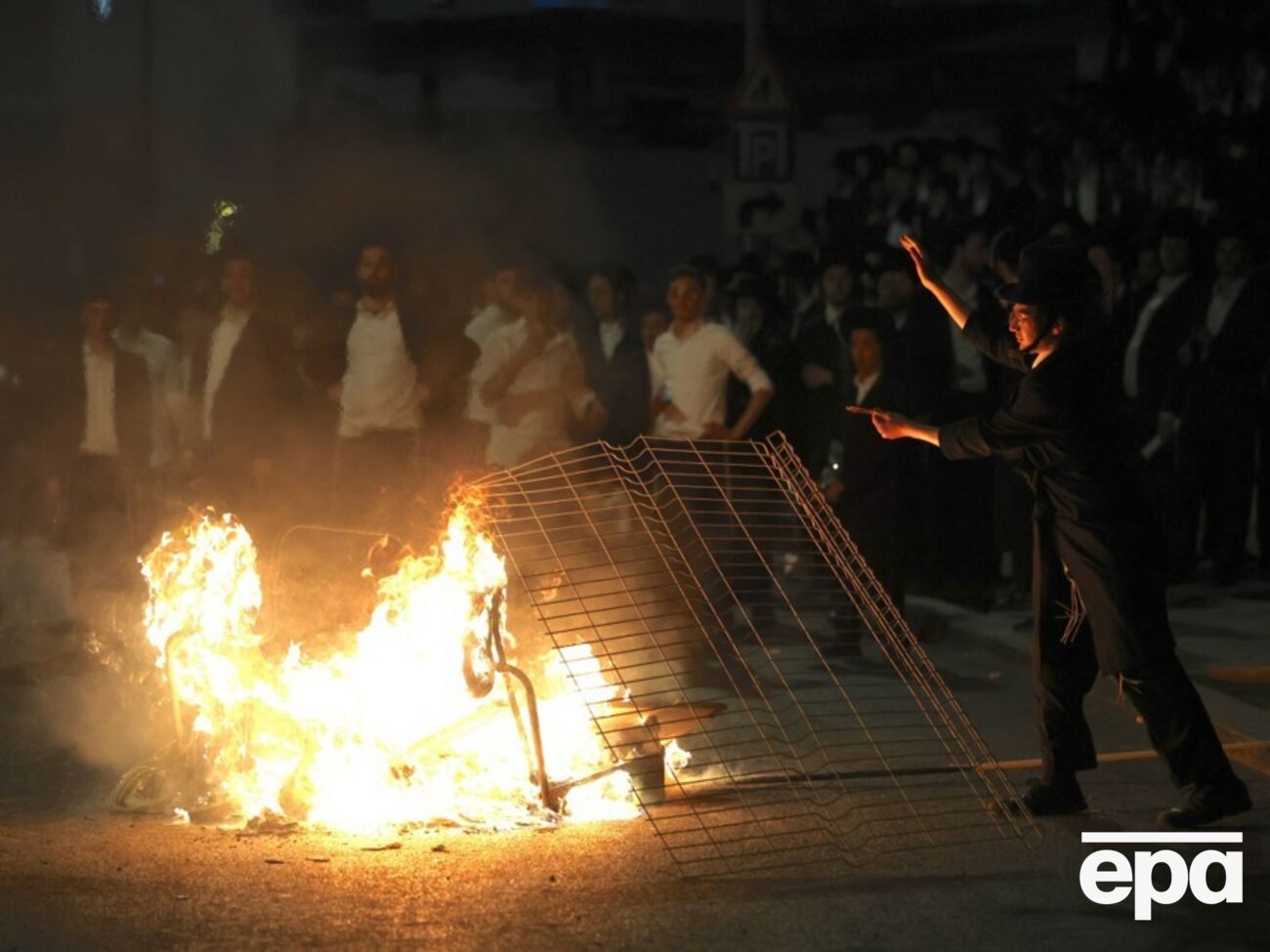 Ультраортодоксальні євреї палили баки зі сміттям