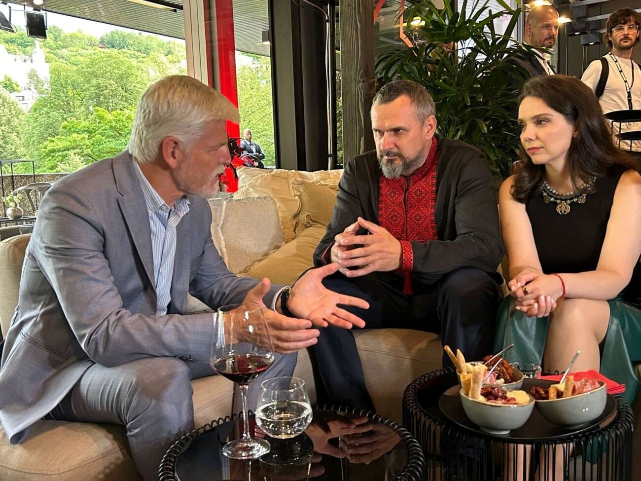 Сенцов про зустріч із президентом Чехії: Напередодні прем'єри були зустрічі з людьми, які щиро підтримують Україну