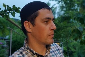 2021 року суд у РФ відправив Сулейманова в колонію