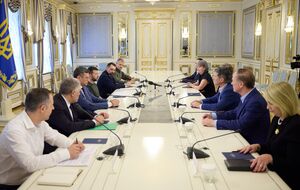 На встрече с Зеленским было пять конгрессменов США