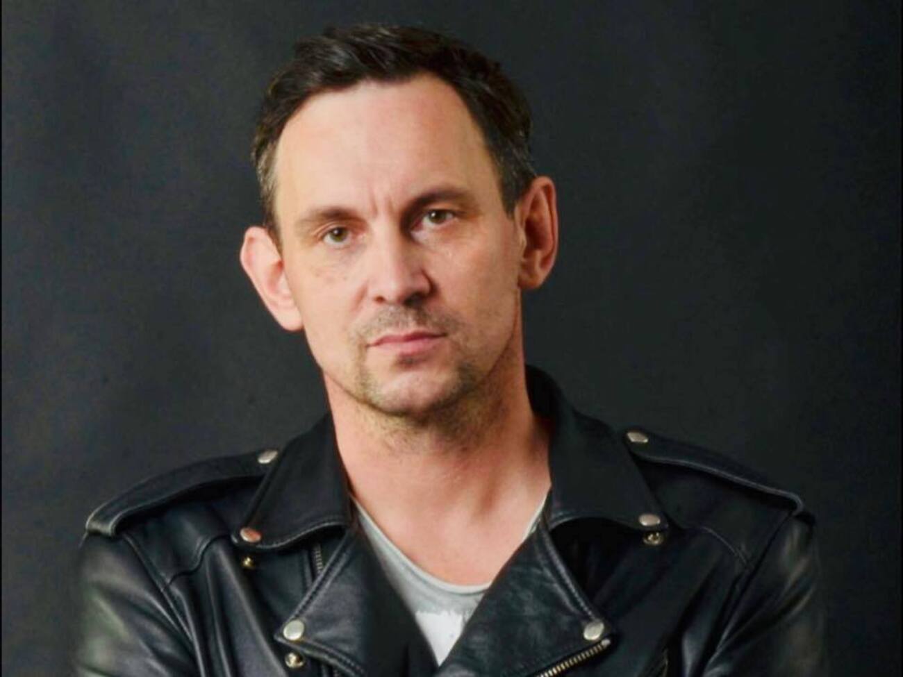 Харчишин продолжил петь после падения