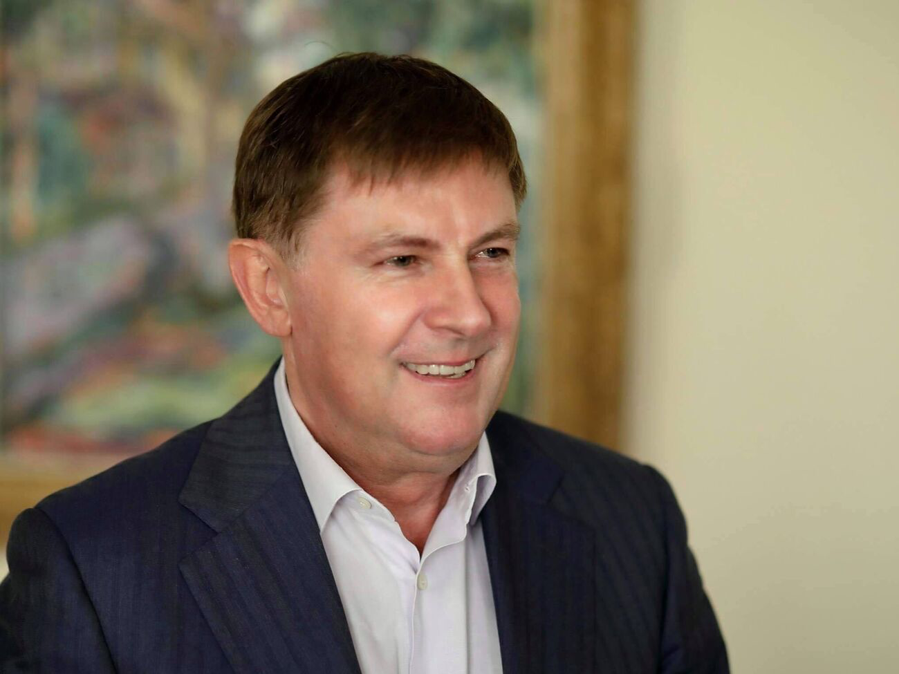 Мне странно, когда кредиторы-спекулянты ждут, что воюющая 10 лет страна вернет им деньги и еще даст хорошо заработать. Долги нужно списывать