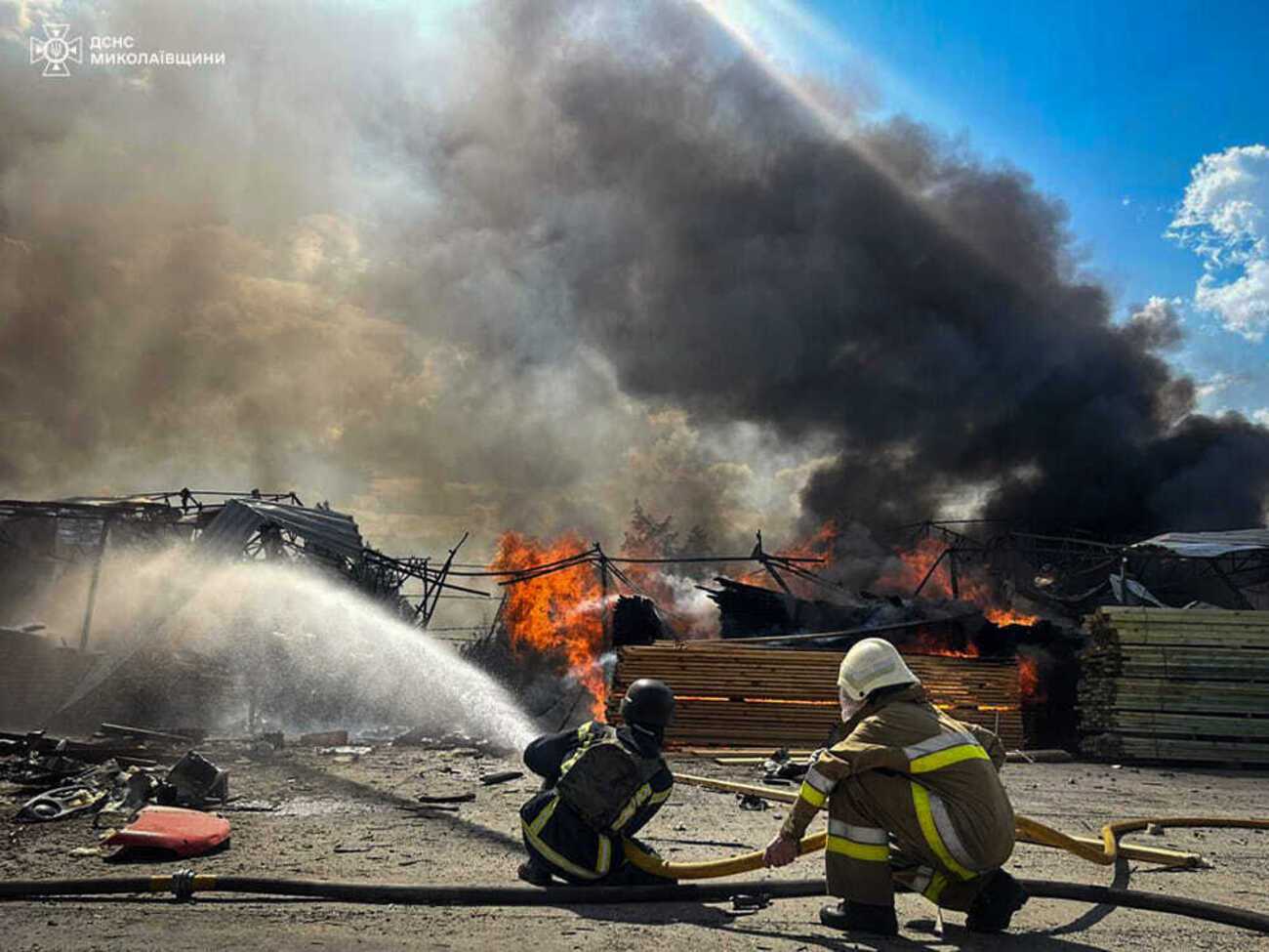 После обстрела был пожар