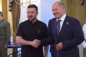 Зеленский и Шольц встретились в США