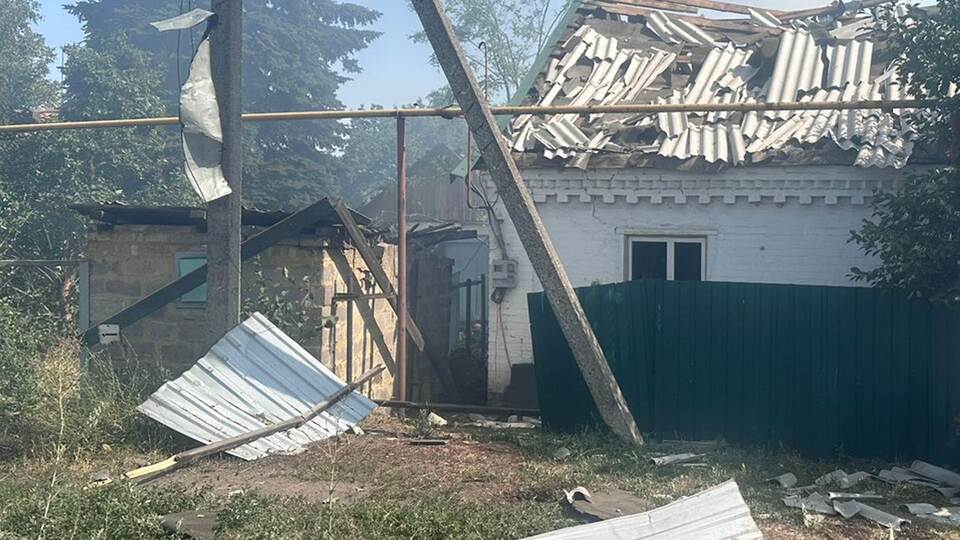 Враг регулярно обстреливает населенные пункты Донецкой области