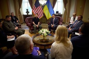 Зеленский обсудил с Джонсоном поддержку Украины