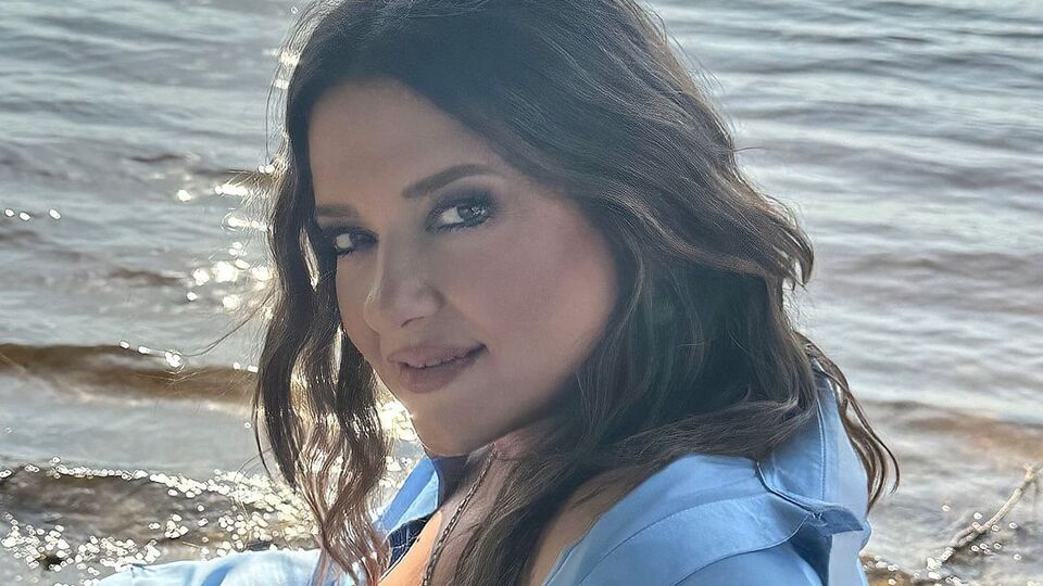 Могилевская рассекретила одну из любимых причесок