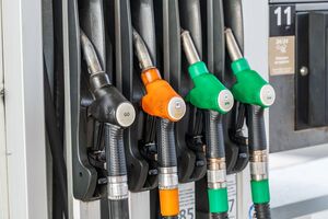 В Украине сейчас не такая ситуация, когда можно решать какие-то вопросы за счет высоких цен на топливо, считает аналитик консалтинговой компании "НафтаРинок"