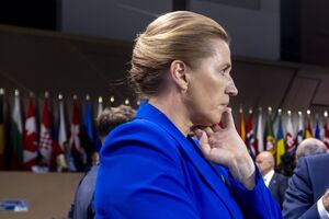 Фредериксен отметила, что ранее Дания предоставила Украине всю свою артиллерию