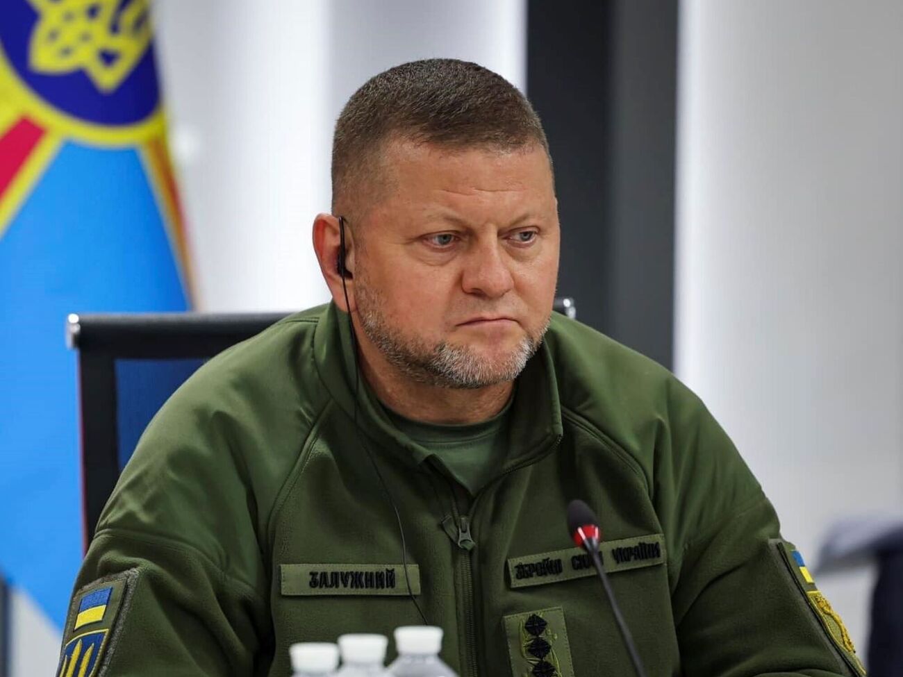 9 травня Зеленський офіційно призначив Залужного послом України у Великобританії