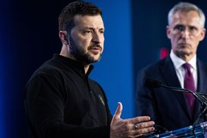 Зеленський: Зрозуміло, що ми не будемо в НАТО, поки не закінчиться війна в Україні, але я сподіваюся, що ми переможемо