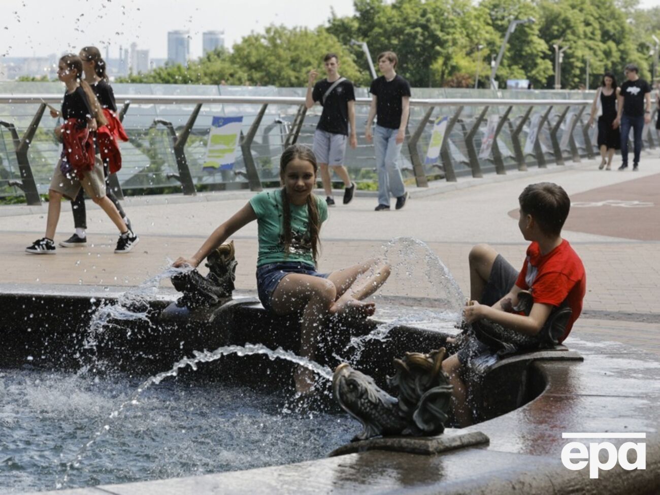 В Киеве держится высокая температура воздуха