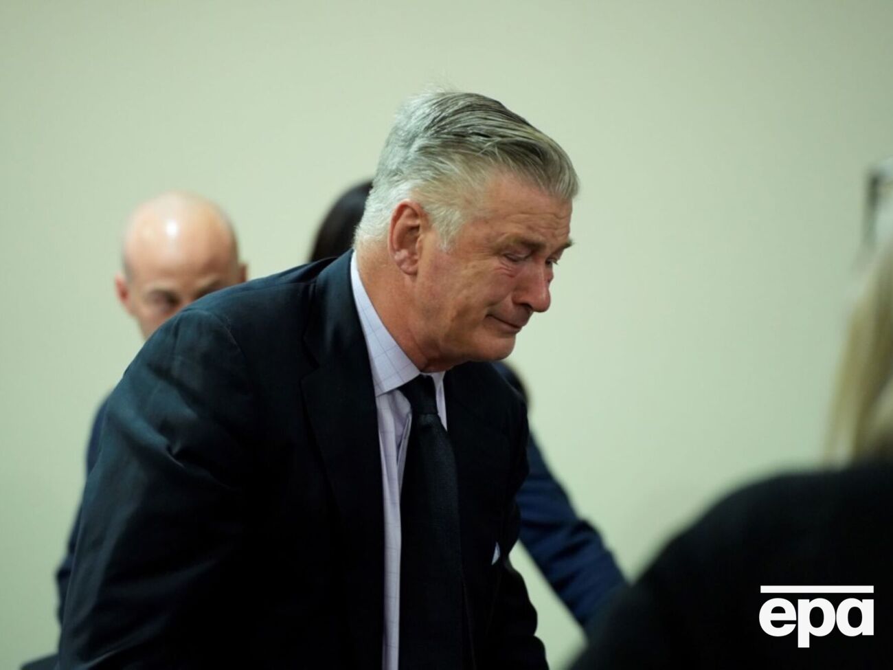 Під час оголошення рішення суду Болдвін розплакався