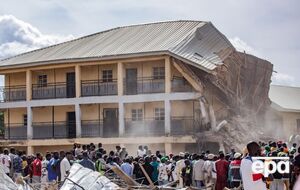 132 ученика госпитализировали