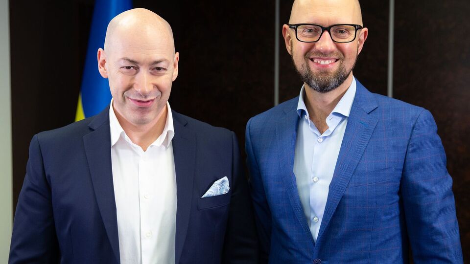 Яценюк прокоментував Гордону актуальні події у світі
