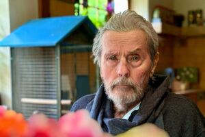 Делон родился в 1935 году