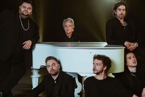 По словам участников группы, среди тех, кто будет донатить, разыграют мед от Ющенко