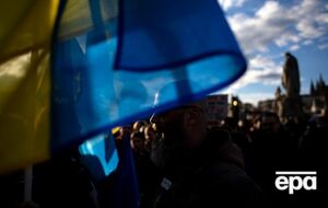 Против активистов в Чехии открыли уголовное дело за изображение украинского флага