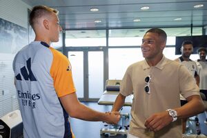 Мбаппе познакомился с Луниным, который выступает за "Реал"