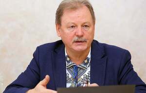 Горбачов пояснив, що дату початку навчального року прописано в законі