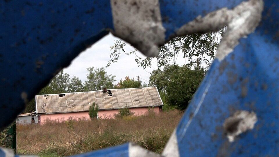 Росіяни вдарили дронами по селу Успенівка, постраждали діти