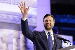 Противник допомоги Україні погодився обиратися з Трампом