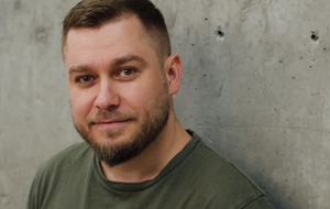 Якщо Сі Цзіньпін помер чи назавжди недієздатний, то його наступники мали б ділити владу й підіймати по тривозі силовиків. Але ми цього не бачимо