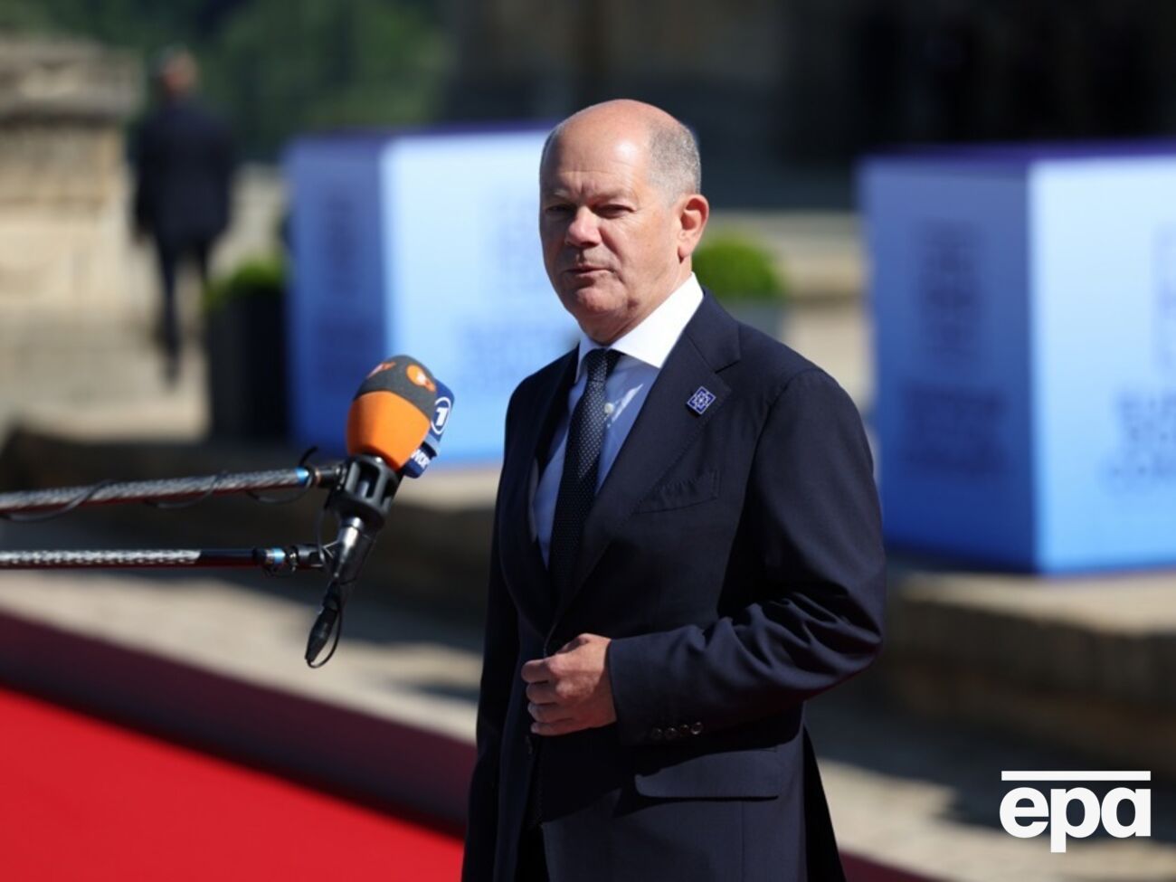 По словам Шольца, с позицией ФРГ согласны США