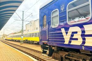 В "Укрзалізниці" підтвердили смерть жінки в поїзді через спеку