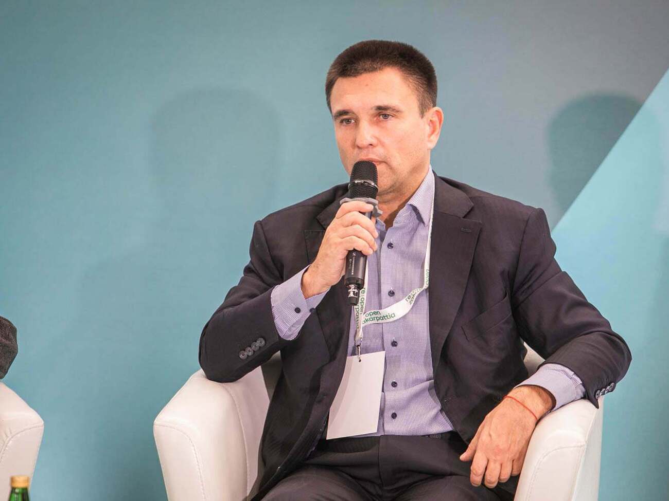 Важливо, щоб Україну не сприймали як "праву" країну. Бо тоді європейські партії бачитимуть у нас загрозу й гальмуватимуть процес вступу до ЄС