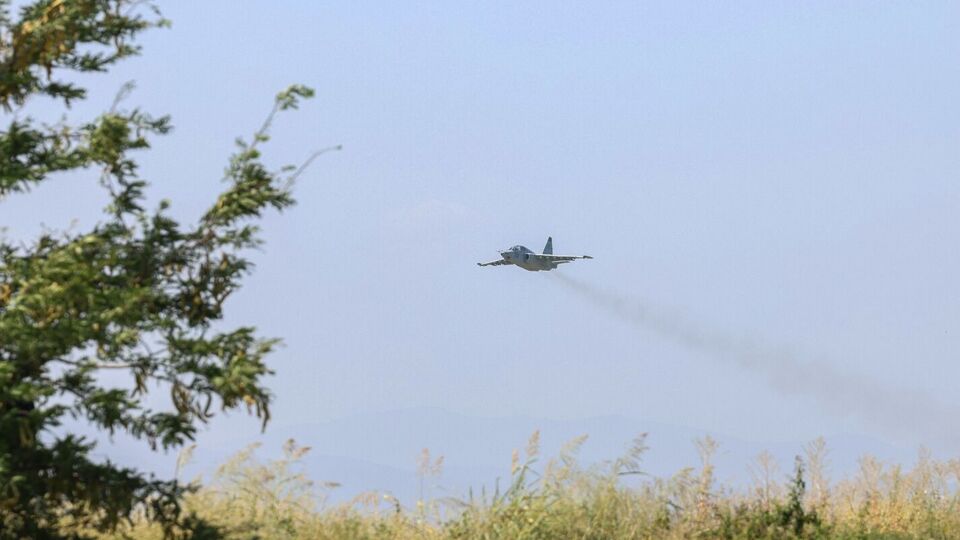 Штурмовик Су-25 упал во время плановых учений