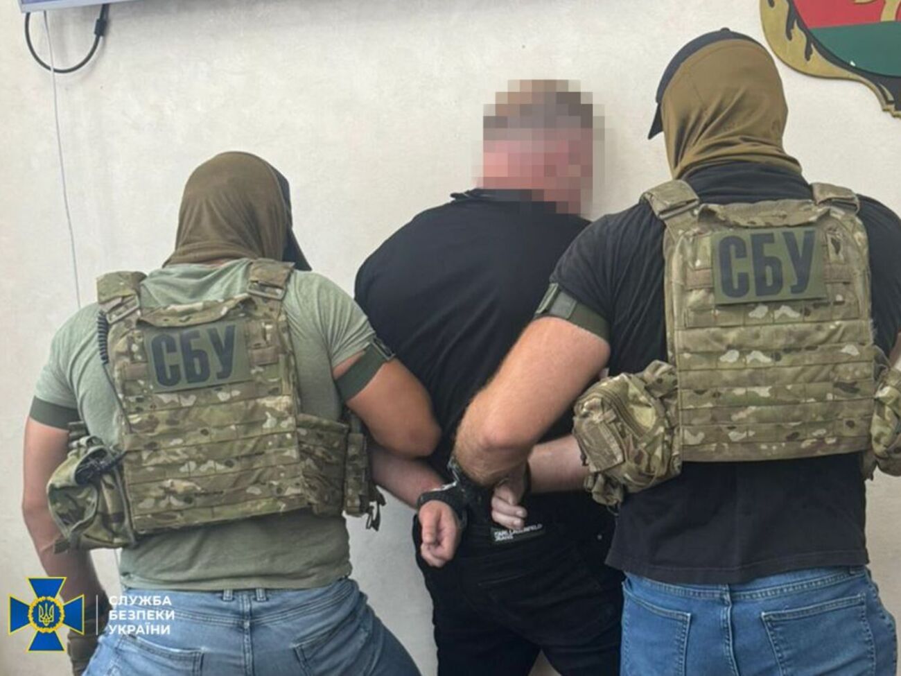 Фігуранта затримали під час отримання ним $30 тис. завдатку від покупців турбази, повідомлюють правоохоронці