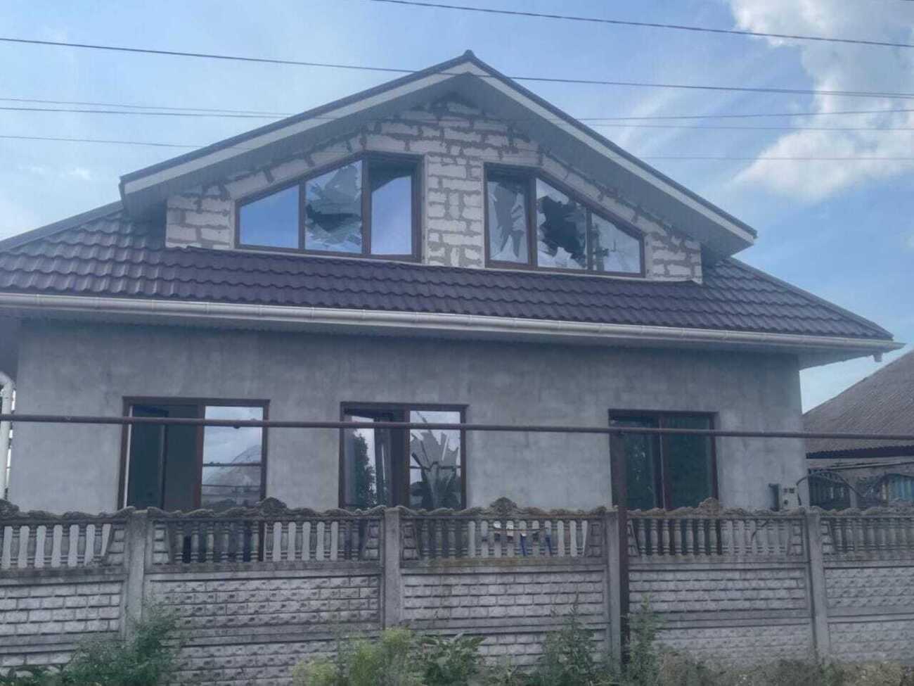 У Нікопольському районі через обстріл РФ пошкоджено житлові будинки, зазначили в ОВА