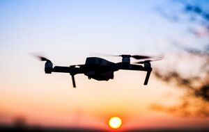 Оккупанты FPV-дроном ударили по селу Ивашки, рассказали в Харьковской ОВА