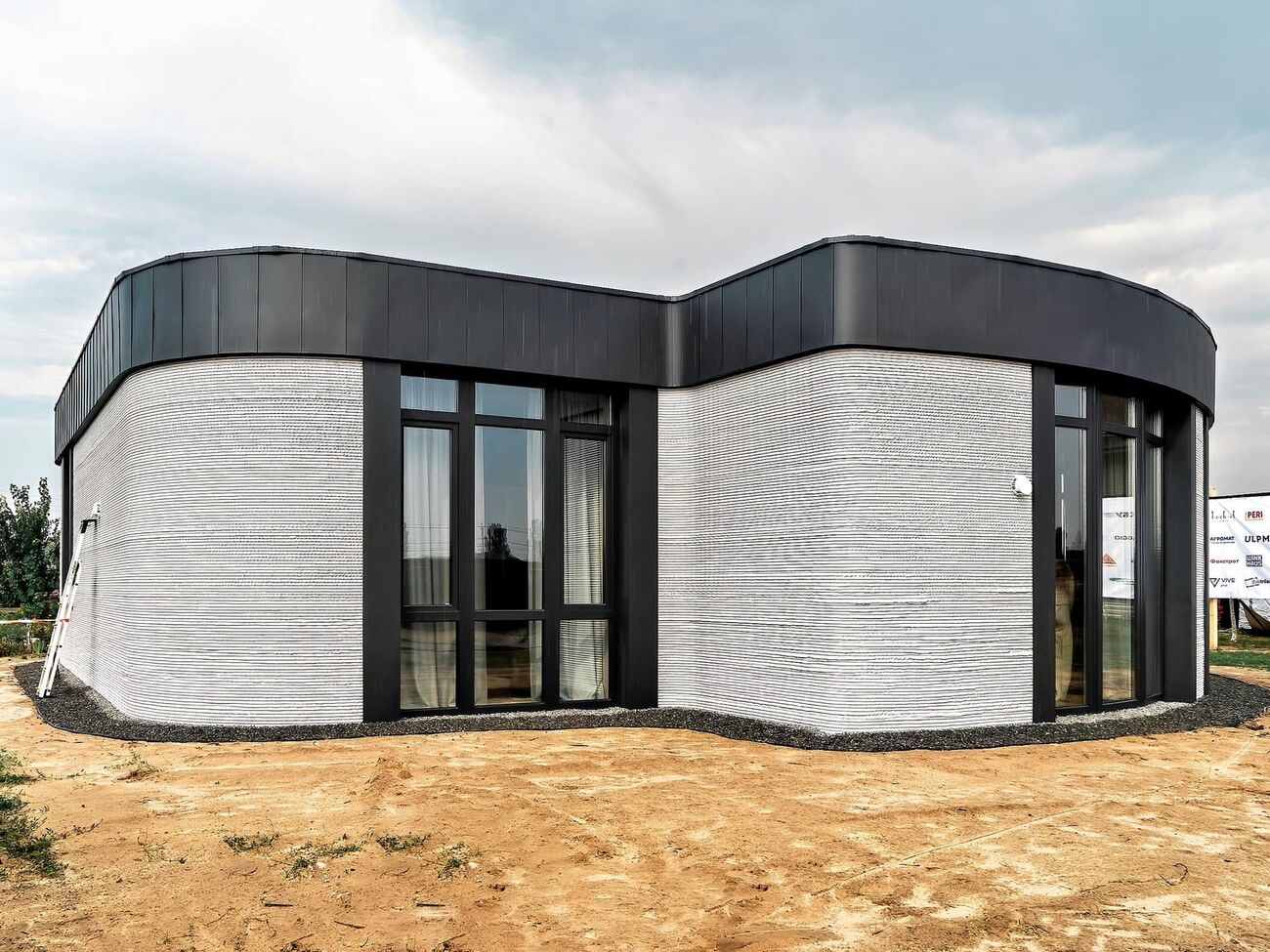 Будинок площею 130 м² звели приблизно за дві доби роботи 3D-принтера, розповів Федоров