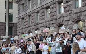 Люди требуют дополнительного охранного статуса для всех исторических зданий старше 100 лет