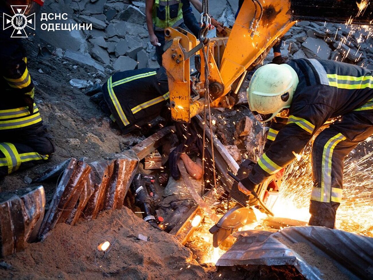 ГСЧС удалось спасти одного мужчину