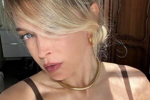 Брежнєва: Червень. Дім. Друзі. Музика