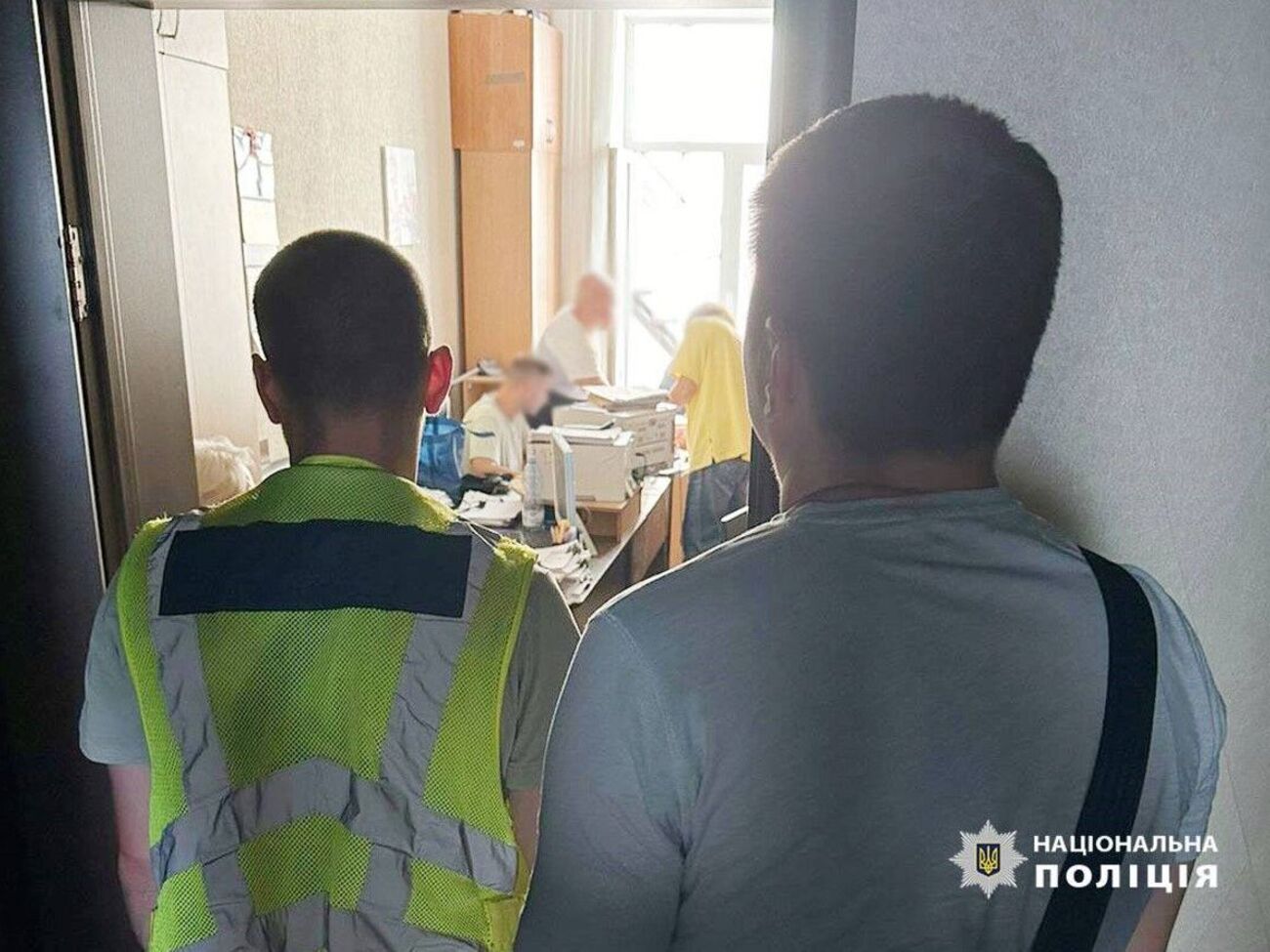 У департаменті економіки та інвестицій міста Києва правоохоронці вилучили документацію, пов'язану із проведенням інвестиційного конкурсу з облаштування атракціону