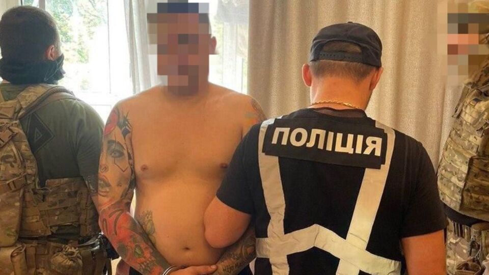 Полицейские задержали 14 человек