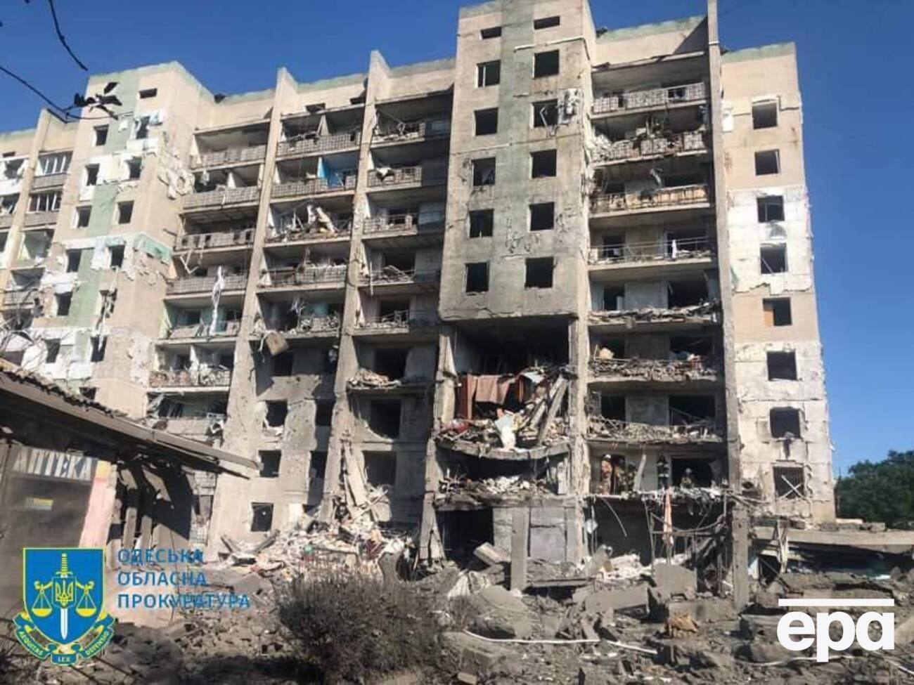 Среди объектов, подвергшихся разрушениям, девятиэтажный жилой дом в Сергеевке и шесть частных – в Чабанском