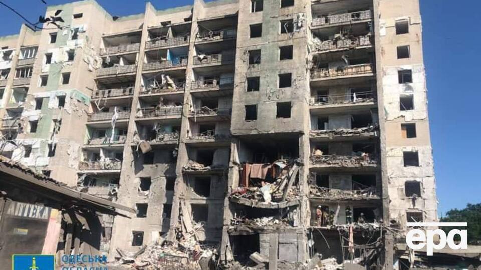 Серед об'єктів, які зазнали руйнувань, дев'ятиповерховий житловий будинок у Сергіївці й шість приватних – у Чабанському