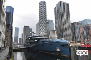 Заарештована яхта Phi, за словами капітана, зазнала нападу