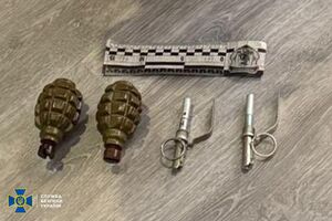 39-річний фігурант також, імовірно, підпалював об'єкти, які належать "Укрзалізниці"