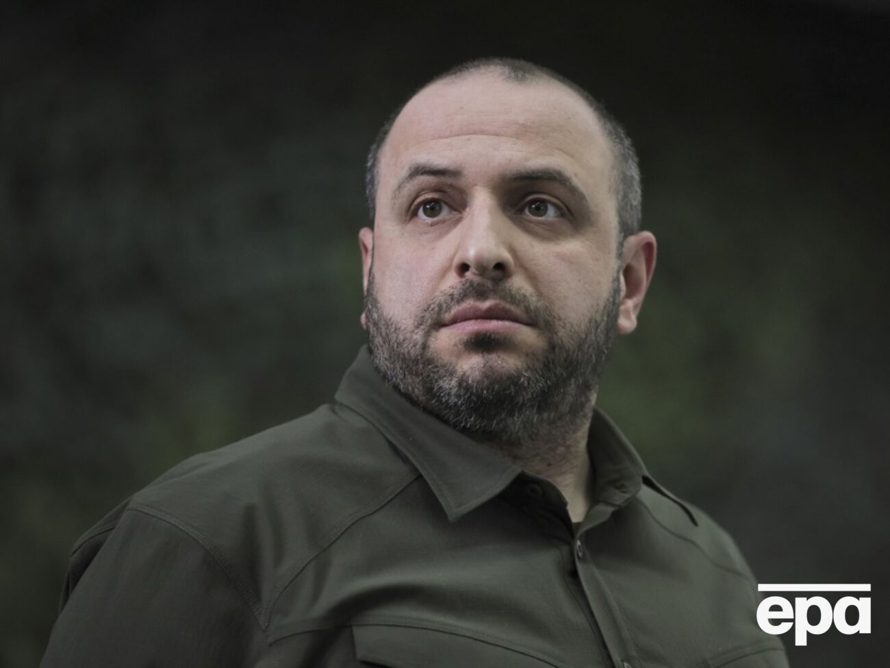 Умеров заявил Остину, что Украина должна иметь право бить по российским аэродромам