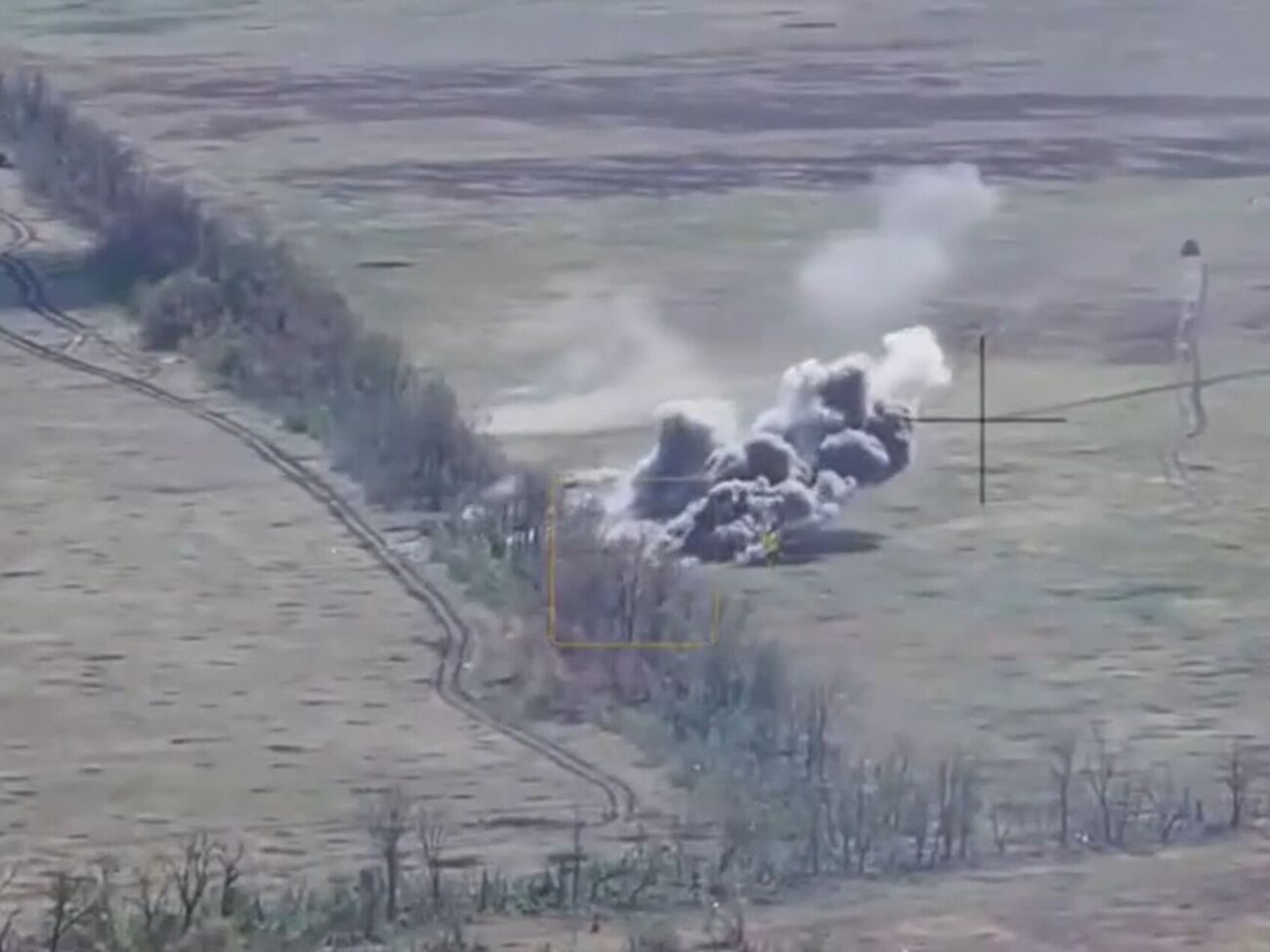 Після підбиття перших танків і бронемашин інша техніка окупантів кинулася тікати з поля бою, зазначили в 79-й ОДШБр