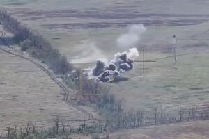 Після підбиття перших танків і бронемашин інша техніка окупантів кинулася тікати з поля бою, зазначили в 79-й ОДШБр