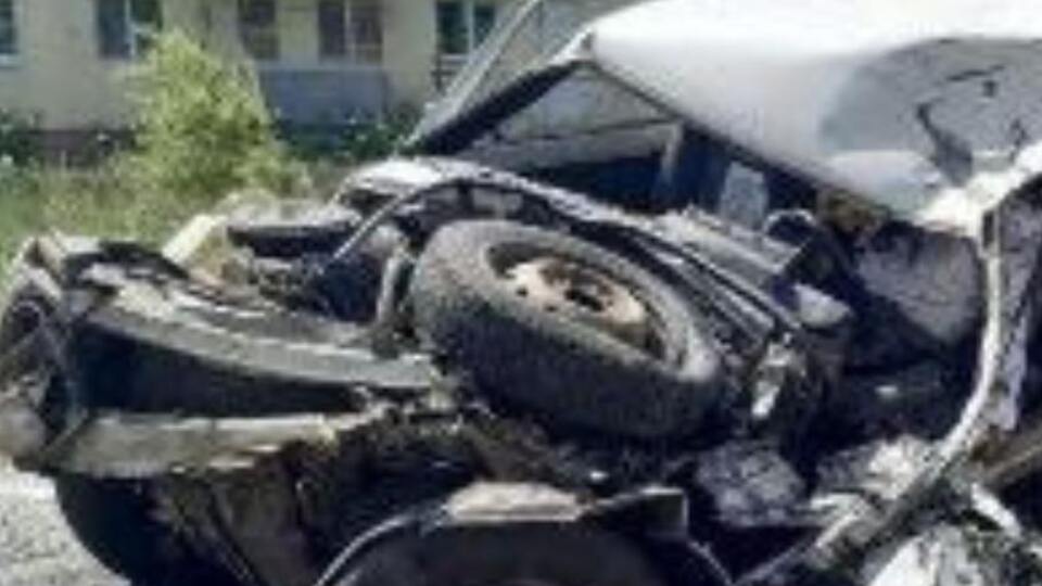 Оккупанты раздавили "Ниву" с водителем на перекрестке