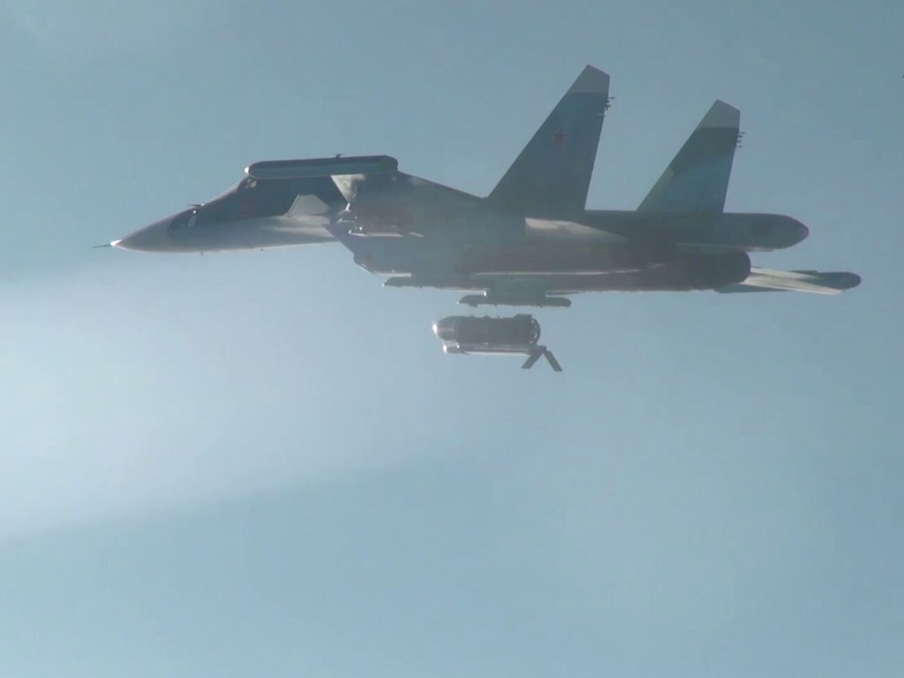 Окупанти майже щодня обстрілюють ракетами, дронами й авіабомбами Харківську область, зокрема й облцентр